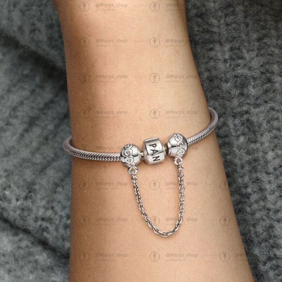 Pandora Band of Hearts Safety Chain Charm - Picture 2 of 2